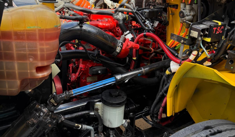 
								2017 International 4300 #21 full									