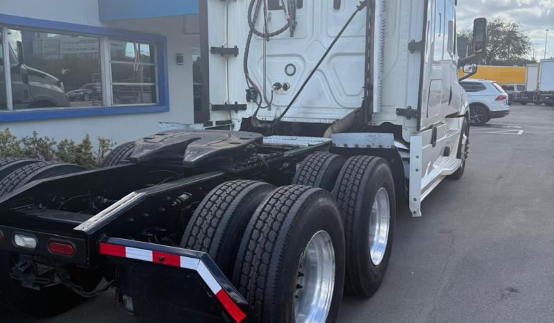 
								2020 Freightliner Cascadia 126″ #23 full									