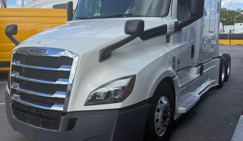 
								2020 Freightliner Cascadia 126″ #23 full									