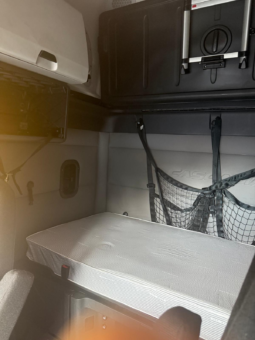 
										2020 Freightliner Cascadia 126″ #23 full									