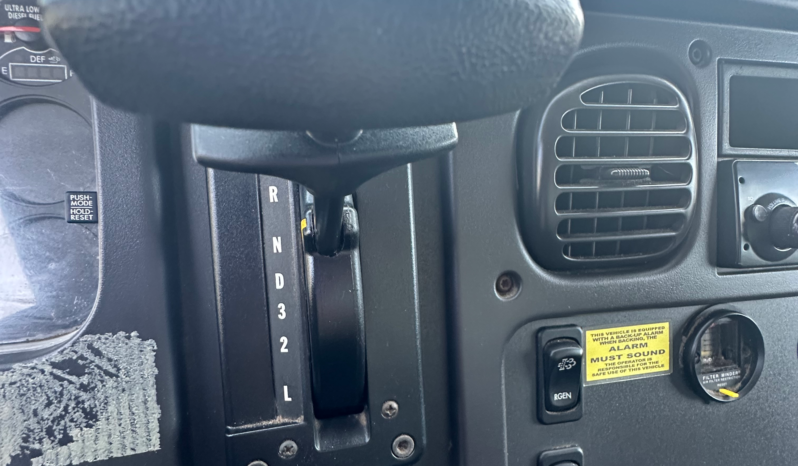 
								2013 Freightliner M2 #11 full									