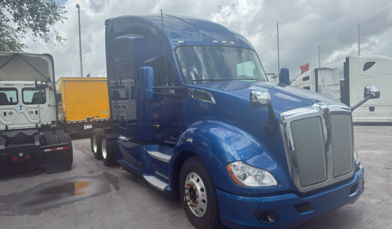 
								2020 Kenworth T680  #74 full									