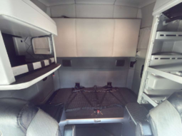 
										2021 Kenworth T680  #96 full									