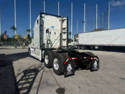 
										2020 Freightliner Cascadia 126″ #100 full									