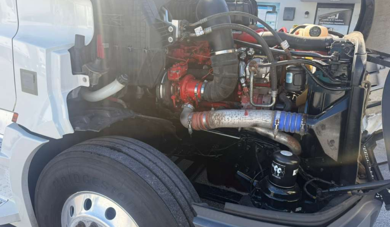 
								2020 Freightliner Cascadia 126″ #100 full									