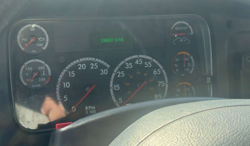 
								2018 Freightliner M2 #104 full									