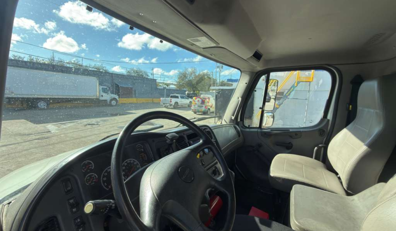 
								2018 Freightliner M2 #104 full									