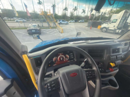 
										2022 Peterbilt 579  #A18 full									