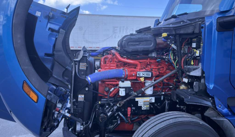 
								2022 Peterbilt 579  #A18 full									