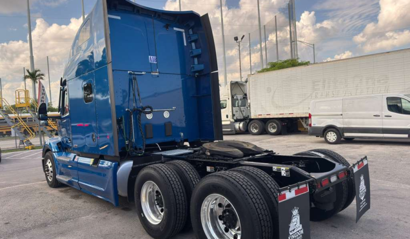 
								2022 Peterbilt 579  #A18 full									