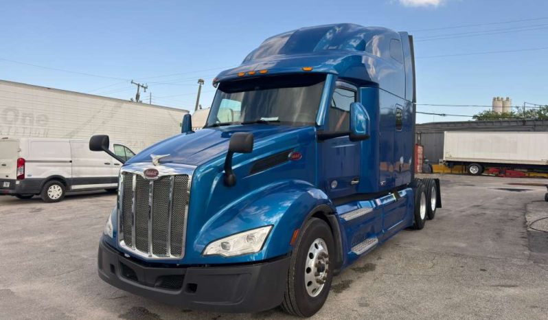 
								2022 Peterbilt 579  #A18 full									