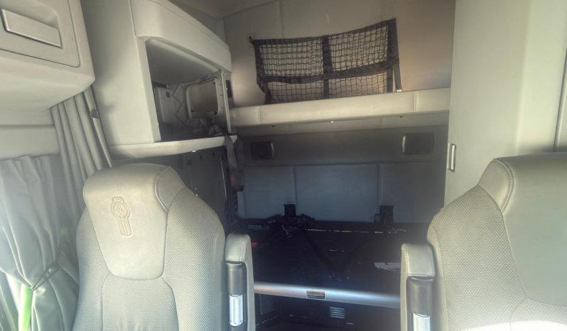 
								2018 Kenworth T680 #A2 full									