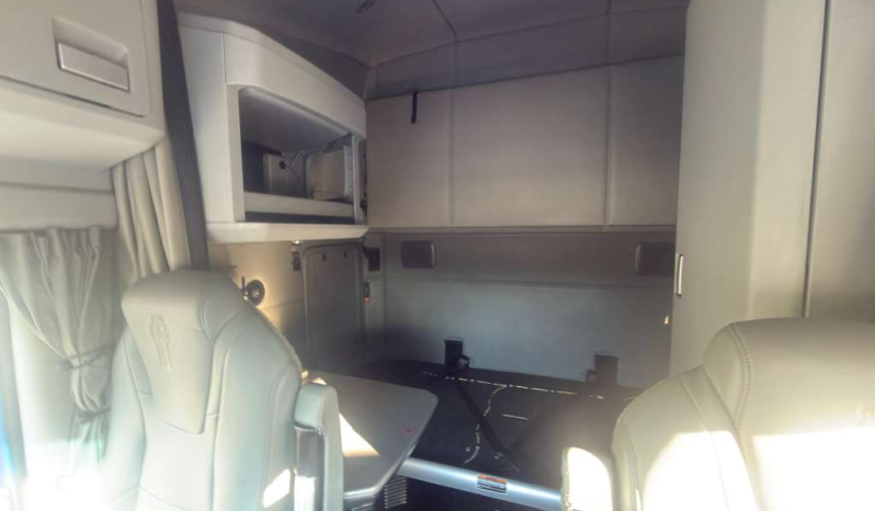 
								2021 Kenworth T680  #A10 full									