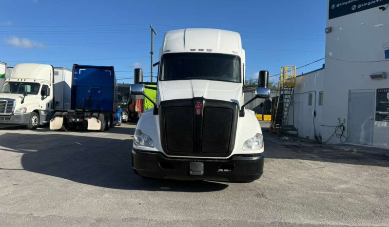 
								2022 Kenworth T680 #A11 full									