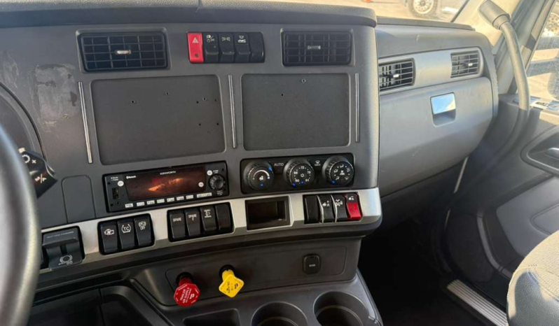 
								2022 Kenworth T680 #A11 full									