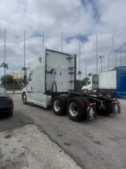 
										2020 Freightliner Cascadia 126″  #A27 full									