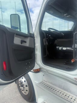 
										2020 Freightliner Cascadia 126″  #A27 full									