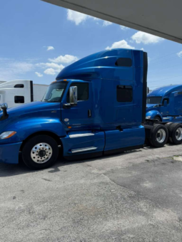 
										2021 International LT625  #A42 full									