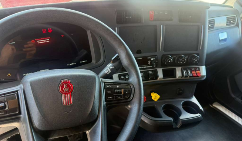 
								2022 Kenworth T680  #A40 full									
