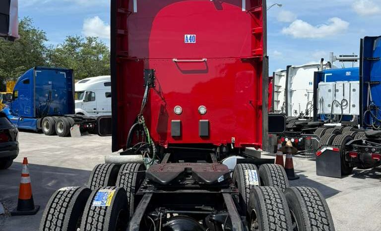 
								2022 Kenworth T680  #A40 full									