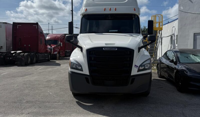
								2020 Freightliner Cascadia 126″  #A28 full									