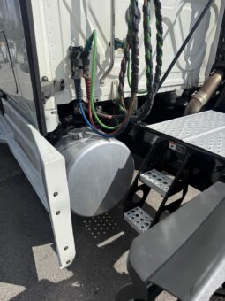 
										2020 Freightliner Cascadia 126″  #A28 full									