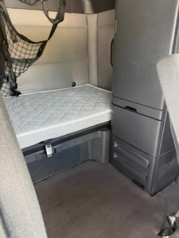 
										2020 Freightliner Cascadia 126″  #A28 full									