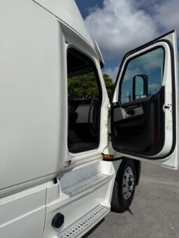 
										2020 Freightliner Cascadia 126″  #A28 full									