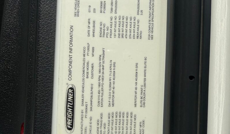 
								2020 Freightliner Cascadia 126″  #A28 full									