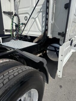 
										2020 Freightliner Cascadia 126″  #A28 full									