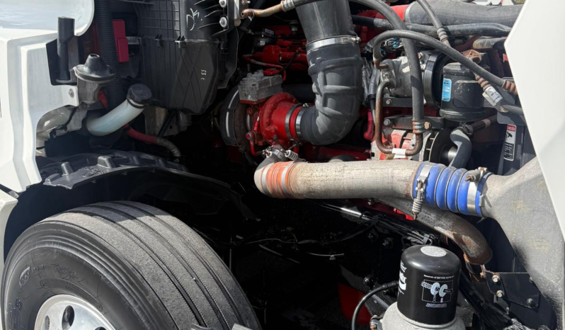 
								2020 Freightliner Cascadia 126″  #A28 full									