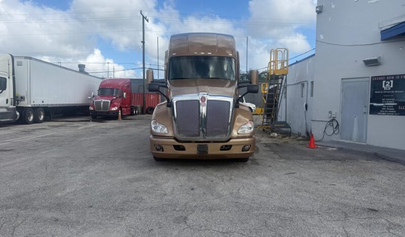
								2022 Kenworth T680  #A46 full									