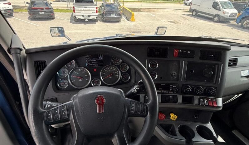 
								2021 Kenworth T680  #A45 full									