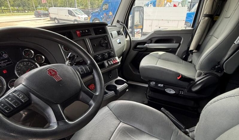 
								2021 Kenworth T680  #A45 full									