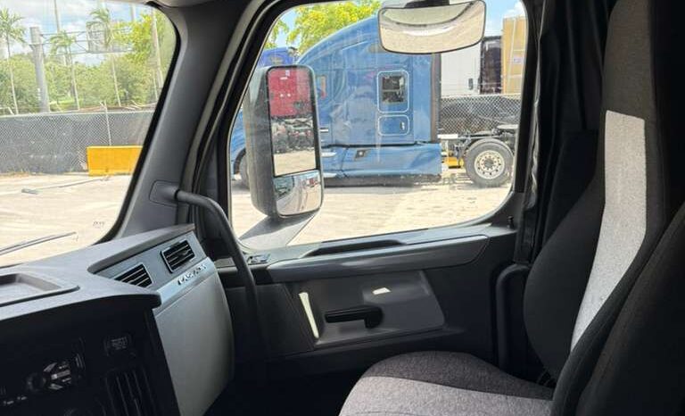 
								2020 Freightliner Cascadia 126′  #A44 full									