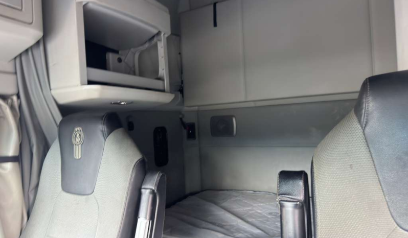
								2021 Kenworth T680  #A47 full									