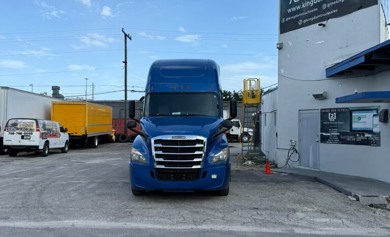 
								2020 Freightliner Cascadia  #A43 full									