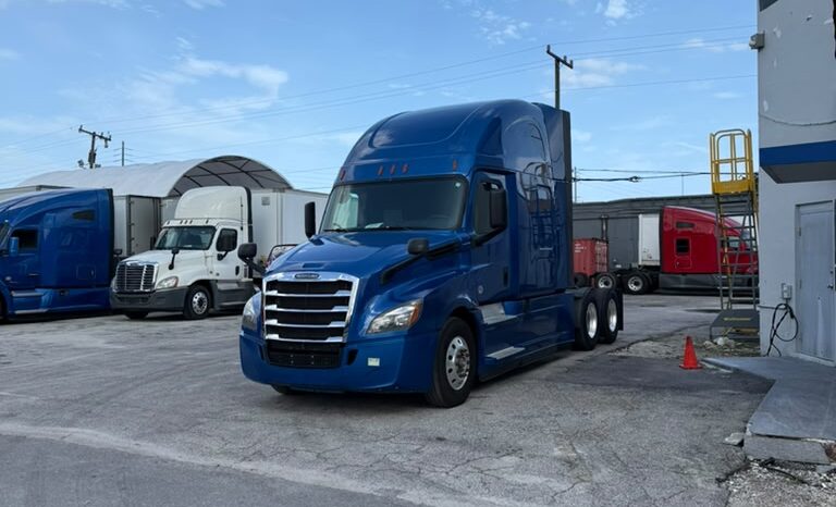 
								2020 Freightliner Cascadia  #A43 full									