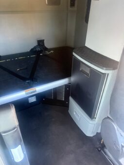 
										2022 Kenworth T680  #A51 full									