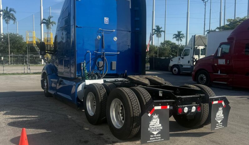 
								2022 Kenworth T680  #A51 full									