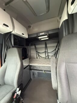
										2019 Freightliner Cascadia  #A57 full									