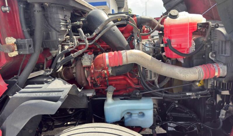 
								2020 International LT625  #A55 full									