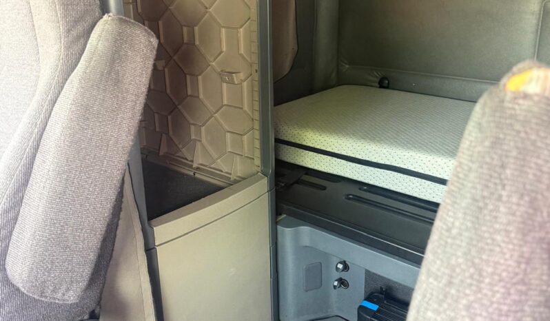 
								2016 Freightliner Cascadia  #A52 full									