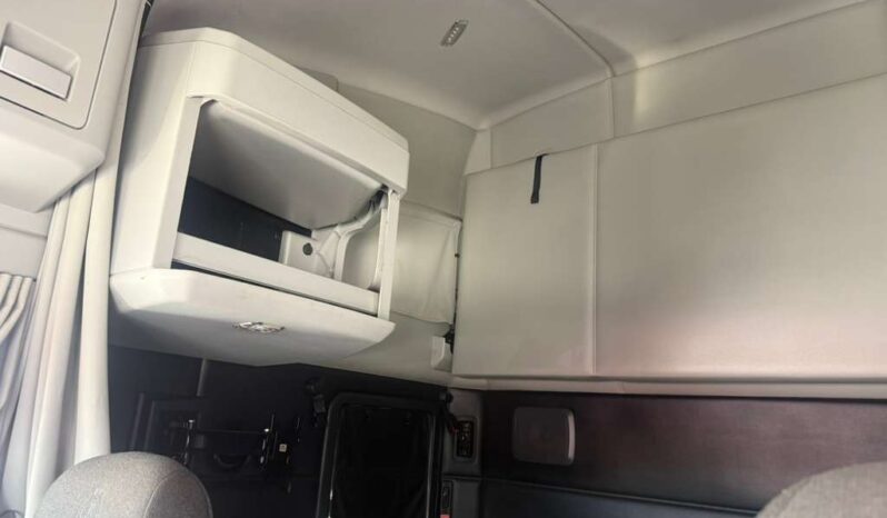 
								2022 Kenworth T680  #A77 full									