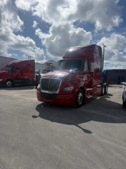 
										2022 International LT625  #A70 full									