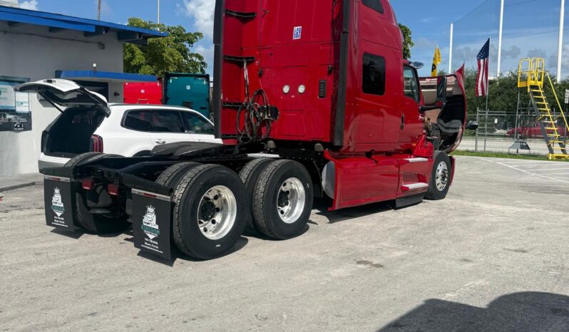 
								2022 International LT625  #A70 full									