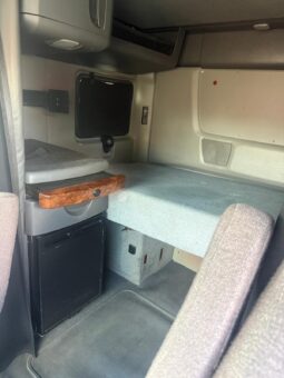 
										2022 International LT625  #A70 full									