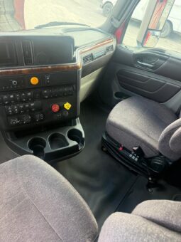 
										2022 International LT625  #A70 full									