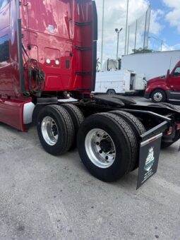 
										2022 International LT625  #A69 full									