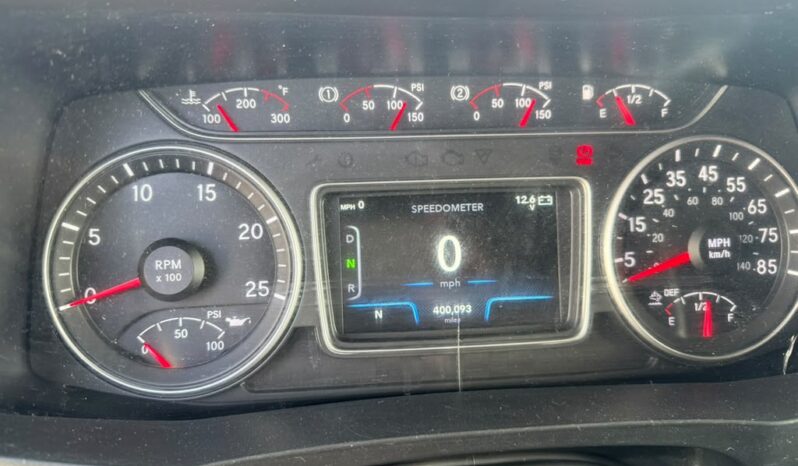 
								2022 International LT625  #A74 full									